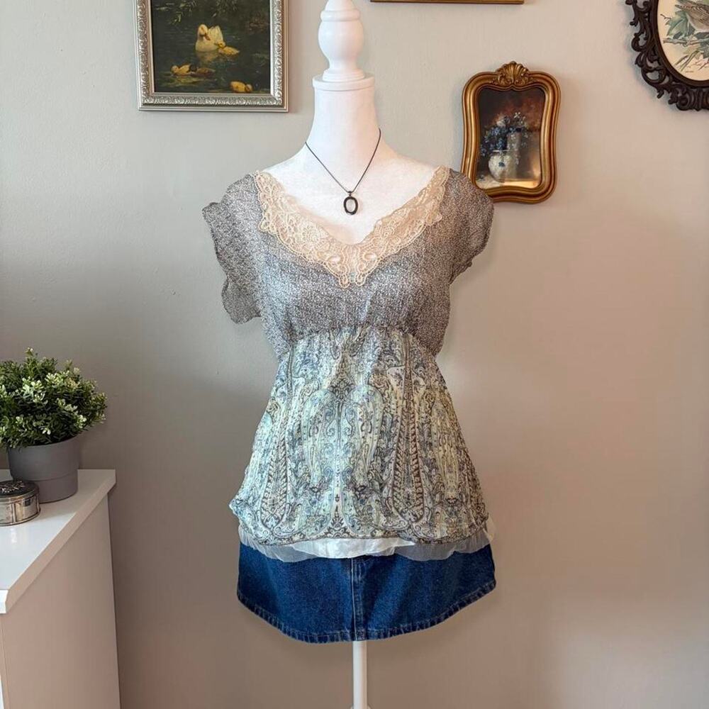 Y2K Gianni Bini Silk Paisley Lace Peplum Top ✧Fairy Boho